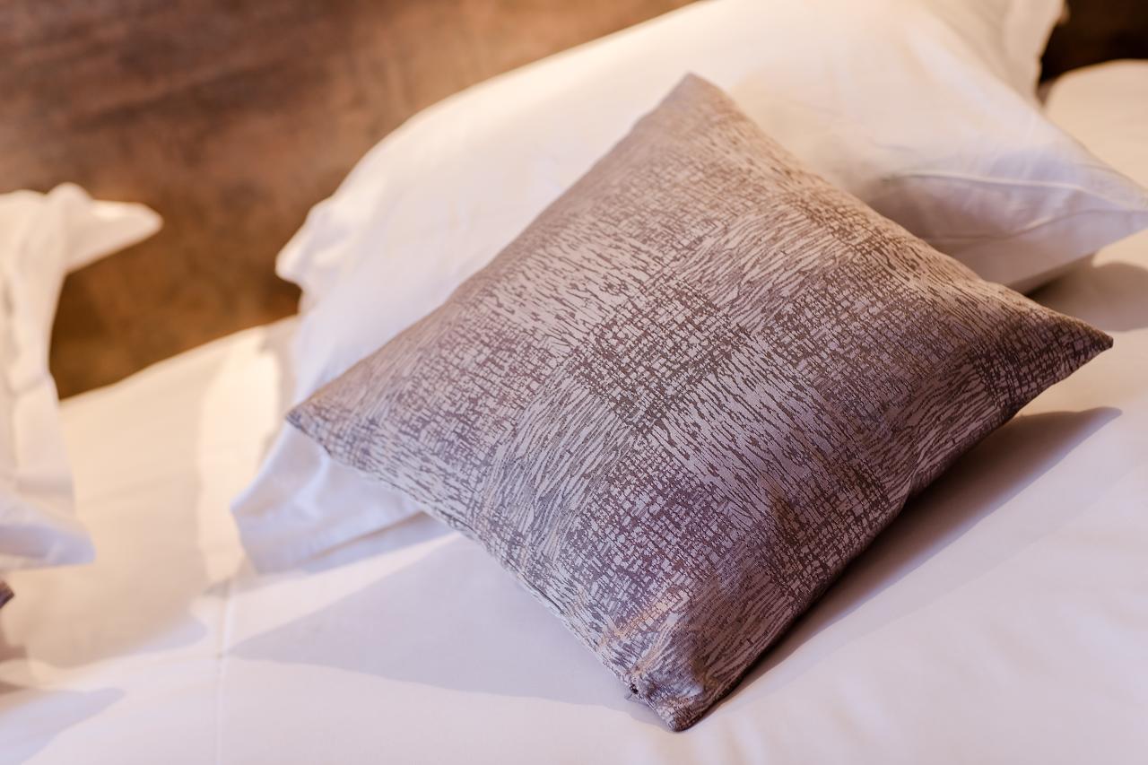 Logis Hotel - Le Petit Bellon Senlis  Εξωτερικό φωτογραφία